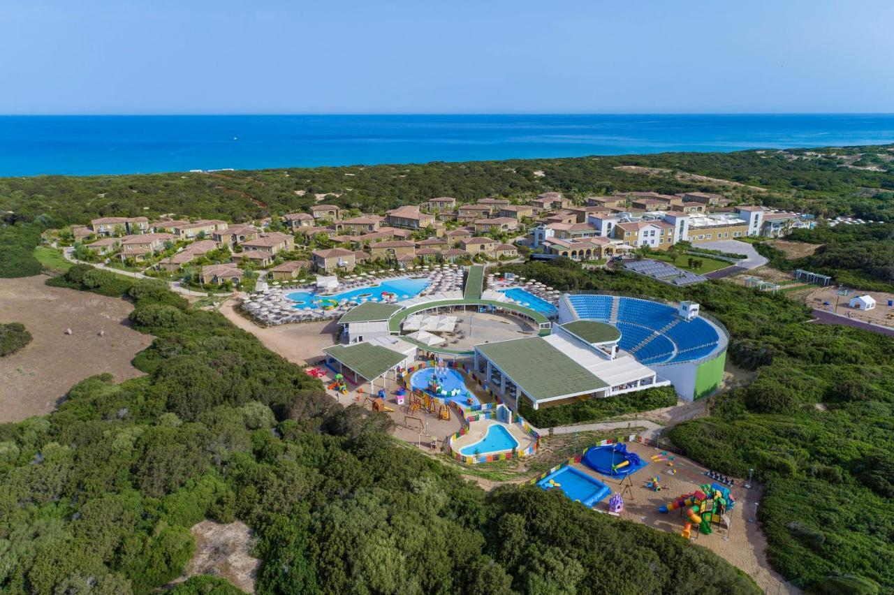 Is Serenas Badesi Resort Eksteriør bilde
